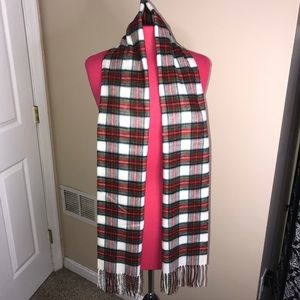 NWOT Plaid Cashmere Scarf 🧣